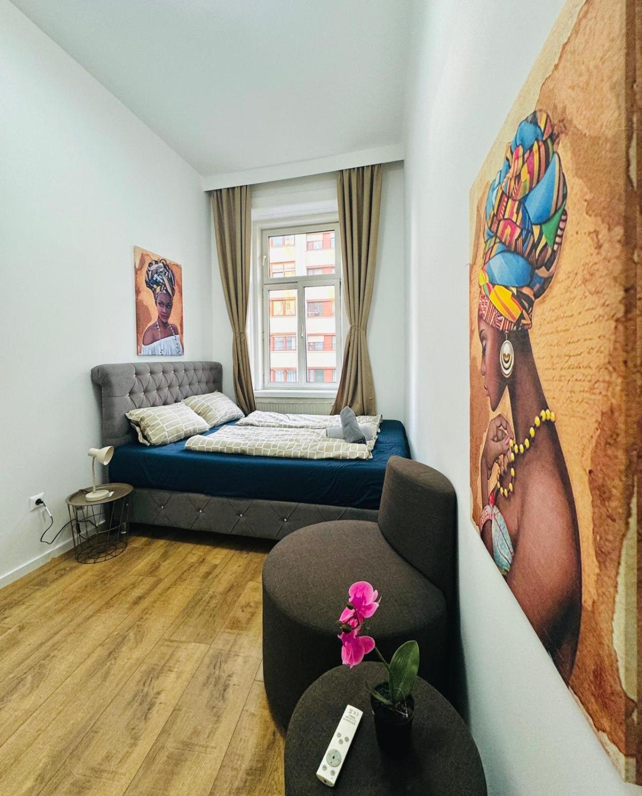 Cozy 9Br Shared Apartment, Only 12Min Walk To Augarten 维也纳 外观 照片