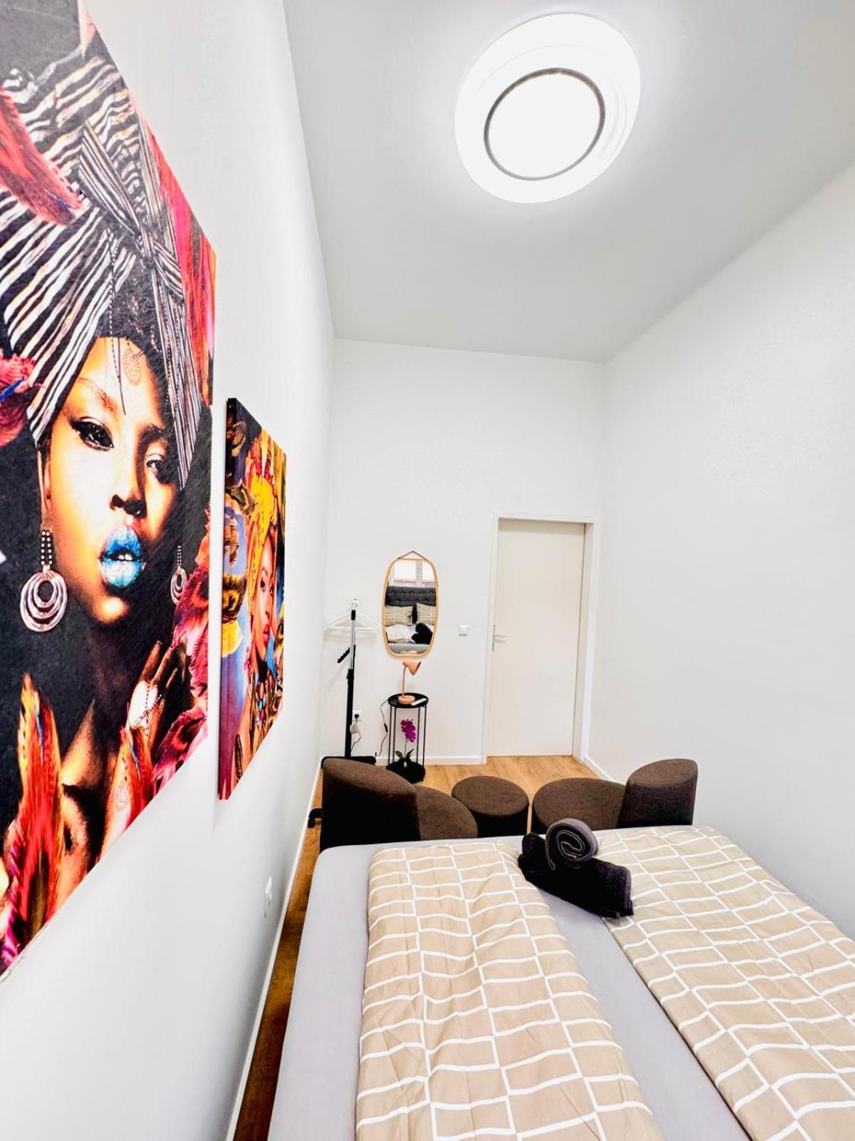 Cozy 9Br Shared Apartment, Only 12Min Walk To Augarten 维也纳 外观 照片