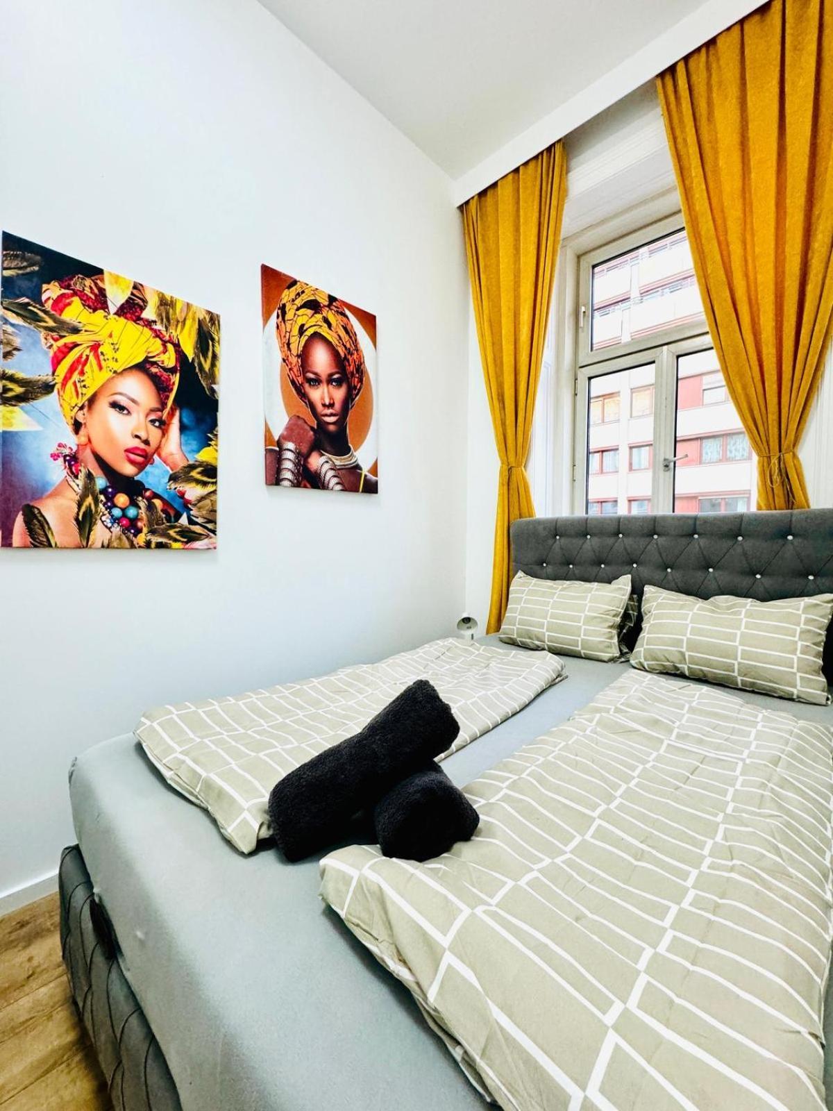 Cozy 9Br Shared Apartment, Only 12Min Walk To Augarten 维也纳 外观 照片