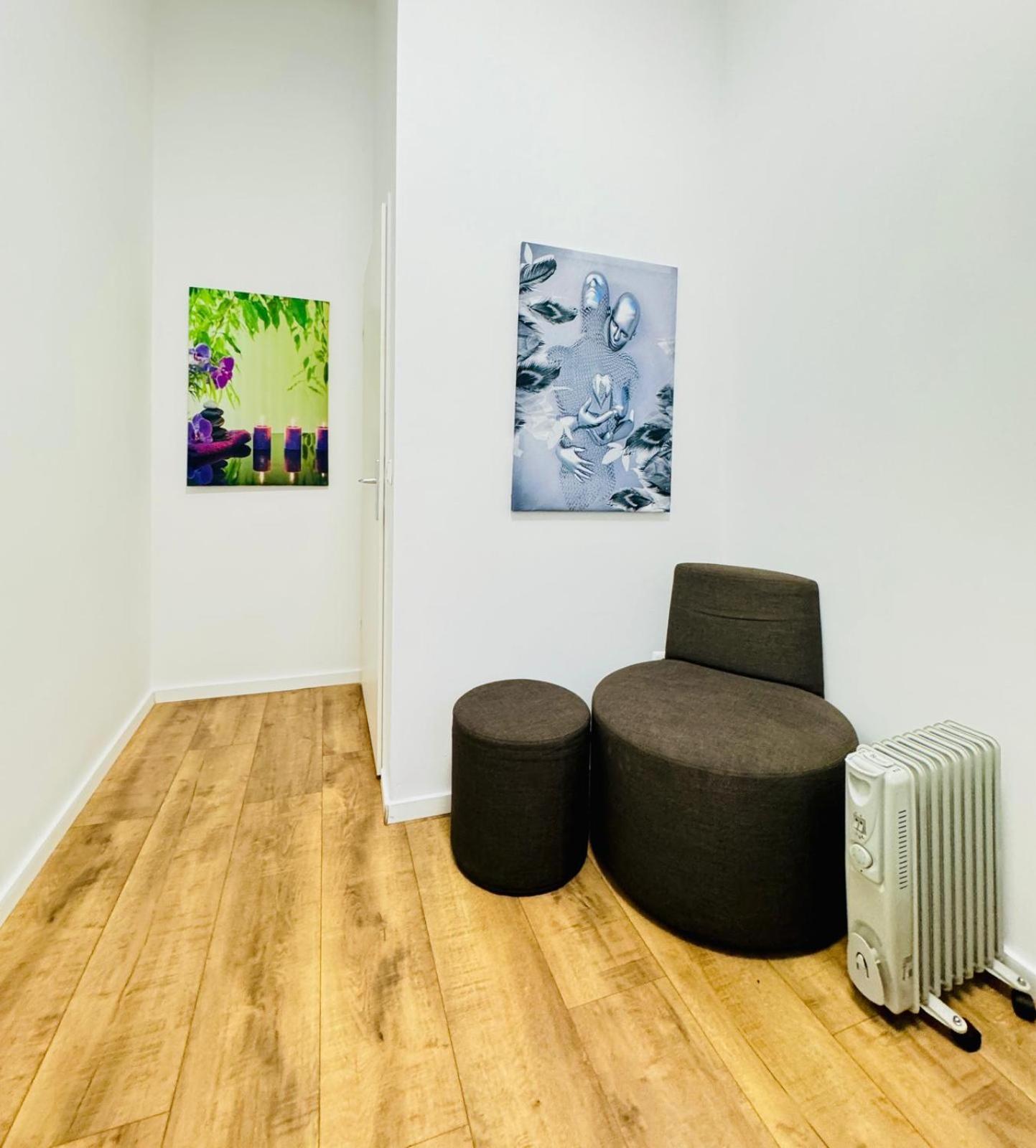 Cozy 9Br Shared Apartment, Only 12Min Walk To Augarten 维也纳 外观 照片